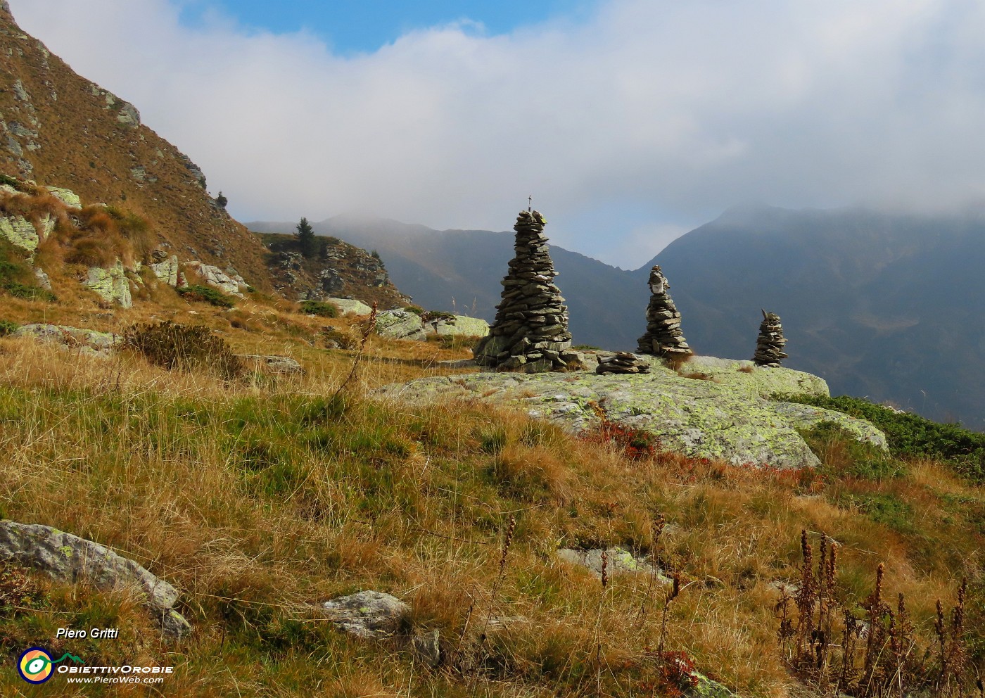 66 Tre omini in altezza decrescente.JPG